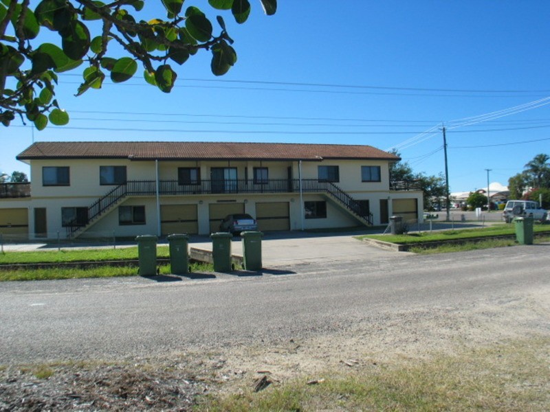 1/10 Sinclair Street, Bowen QLD 4805