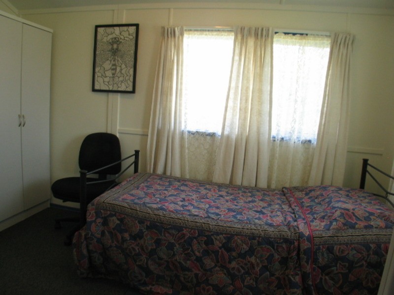 25 Leichhardt Street, Bowen QLD 4805