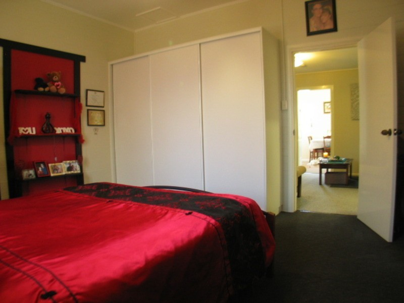 25 Leichhardt Street, Bowen QLD 4805