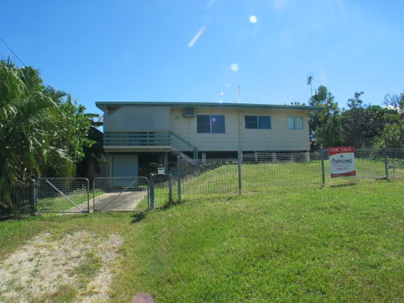 78 Gordon Street, Bowen QLD 4805
