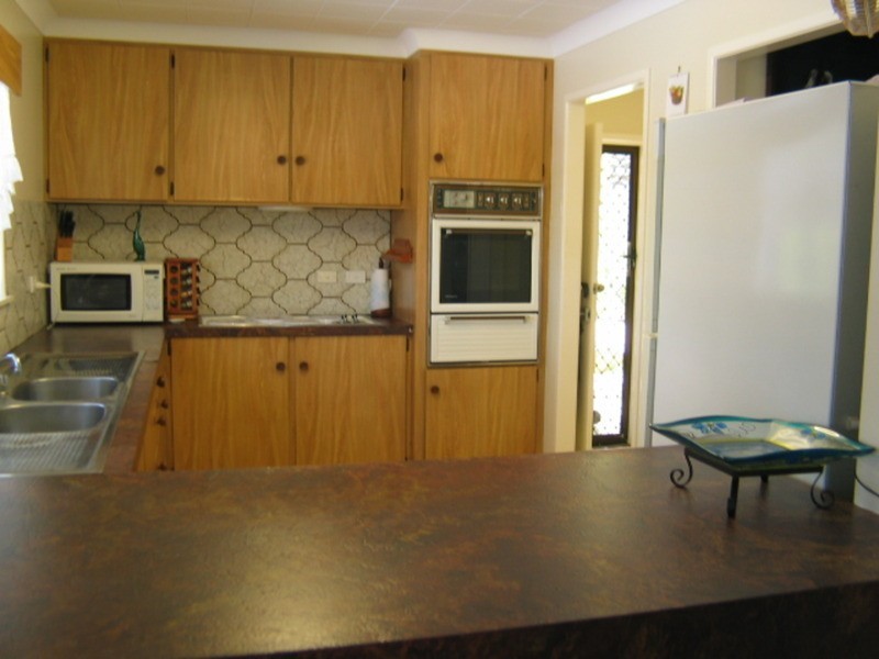 25 Rose Bay Road, Bowen QLD 4805