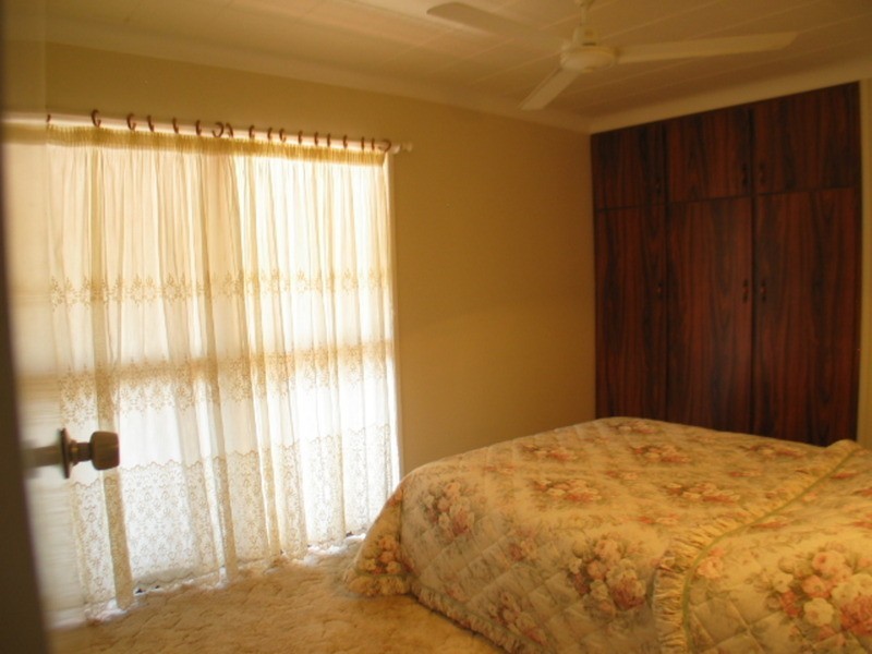 25 Rose Bay Road, Bowen QLD 4805