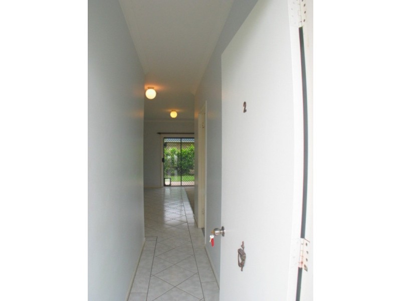 2/28 Sinclair Street, Bowen QLD 4805