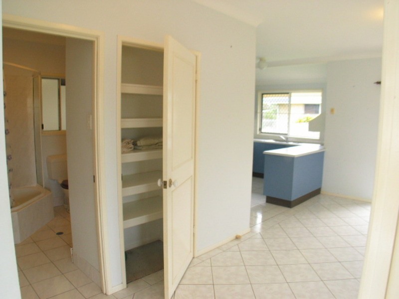 2/28 Sinclair Street, Bowen QLD 4805