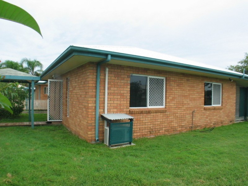 2/28 Sinclair Street, Bowen QLD 4805