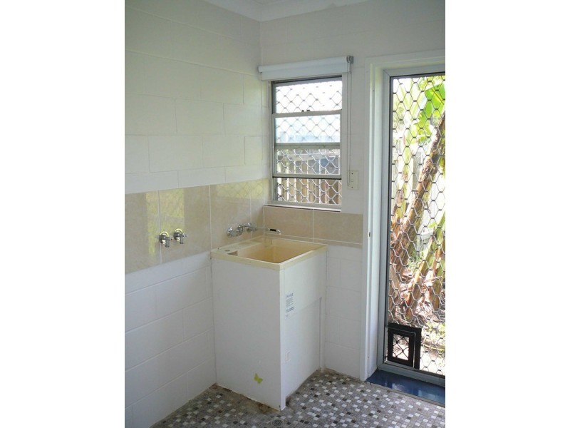 1/36 Brisbane Street, Bowen QLD 4805