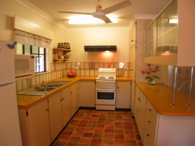 42 Tollington Road, Bowen QLD 4805