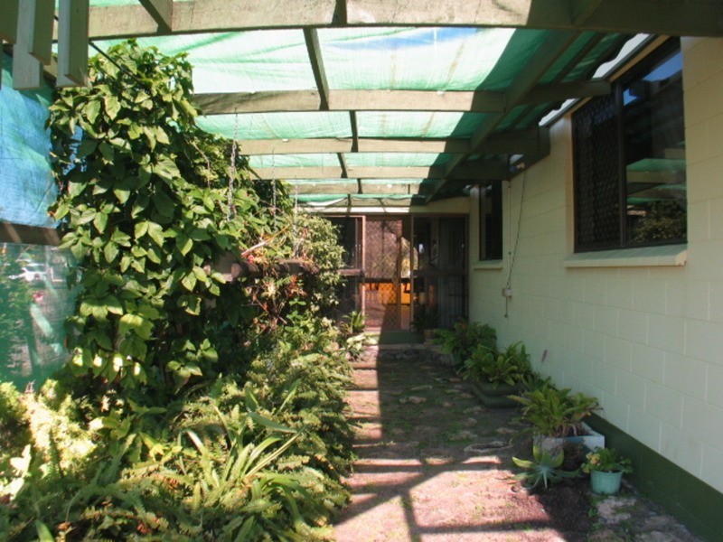 42 Tollington Road, Bowen QLD 4805