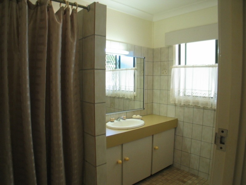 42 Tollington Road, Bowen QLD 4805