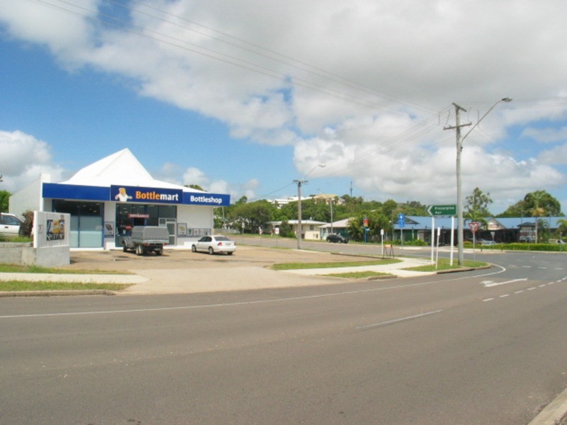59 Herbert Street, Bowen QLD 4805