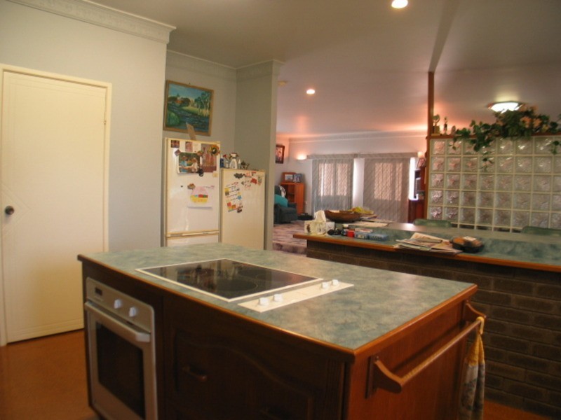 30 Baxter Avenue, Bowen QLD 4805