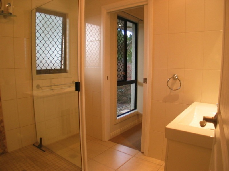 2/90 Mt Nutt Road, Bowen QLD 4805