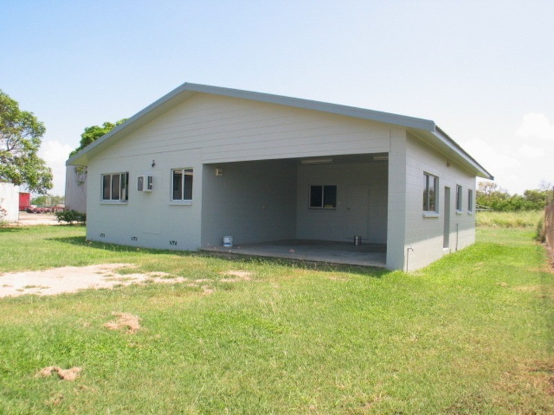 54 Don Street, Bowen QLD 4805