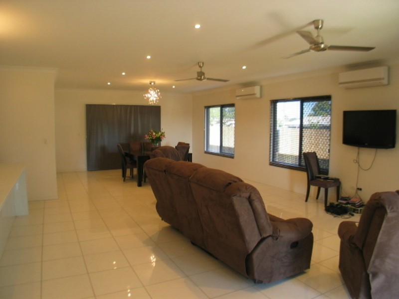 31 Matthews Street, Bowen QLD 4805