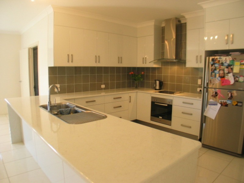 31 Matthews Street, Bowen QLD 4805