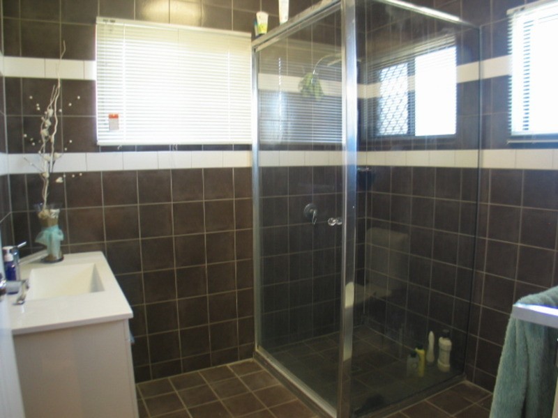 31 Matthews Street, Bowen QLD 4805