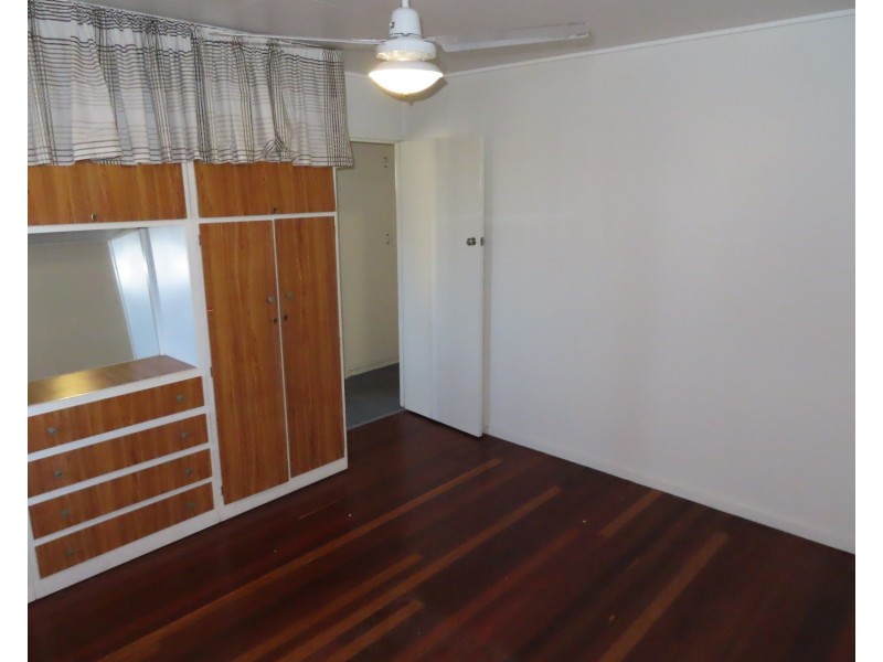 102 Gregory Street, Bowen QLD 4805