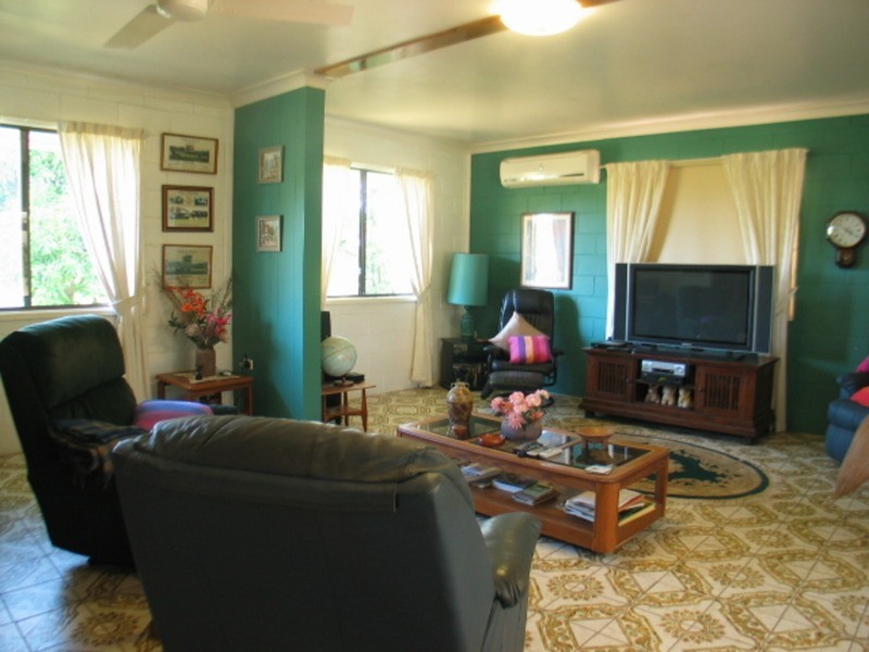 40 Inverdon Road, Bowen QLD 4805
