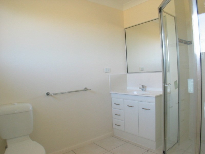 14 Silk Road, Bowen QLD 4805