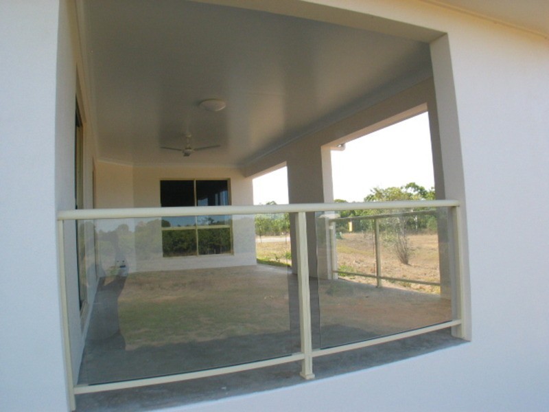 14 Silk Road, Bowen QLD 4805