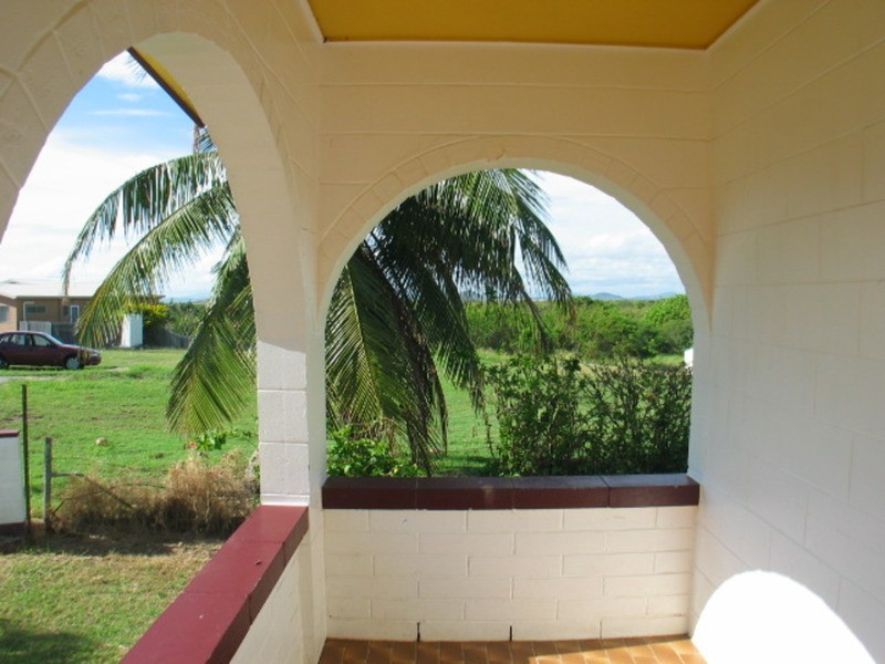 6 Lotus Lane, Bowen QLD 4805