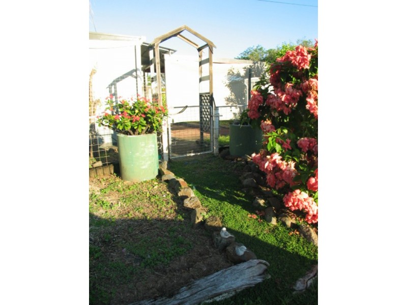 38 Baxter Avenue, Bowen QLD 4805