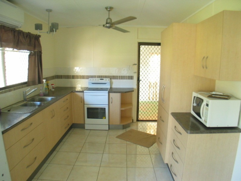 38 Baxter Avenue, Bowen QLD 4805
