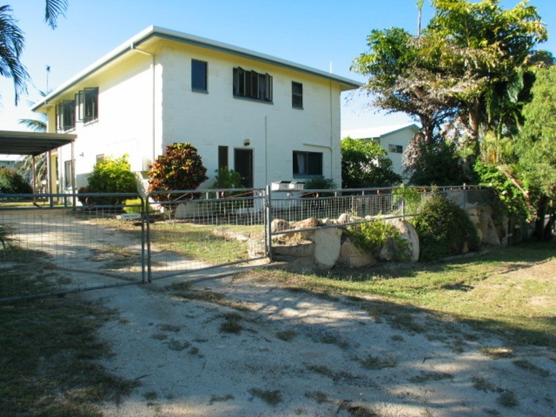 15 Avicennia Street, Bowen QLD 4805