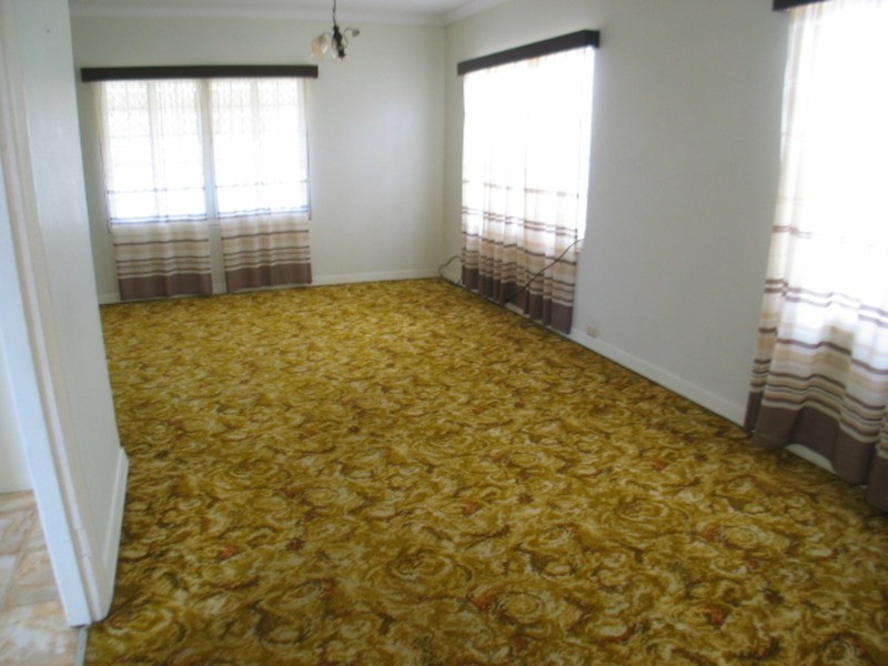 80 Livingstone Street, Bowen QLD 4805