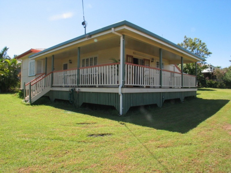 12 Brisbane Street, Bowen QLD 4805