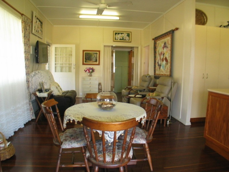 12 Brisbane Street, Bowen QLD 4805