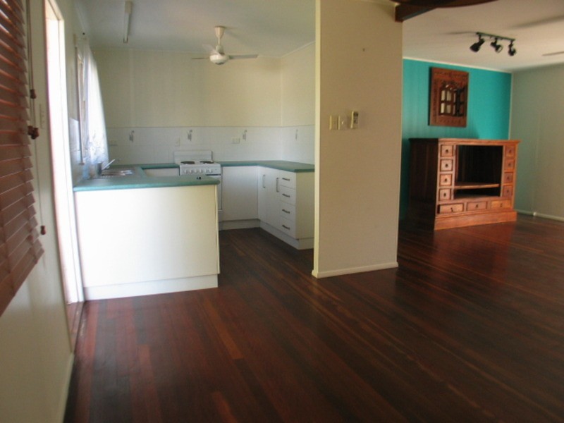 30 Horseshoe Bay Road, Bowen QLD 4805