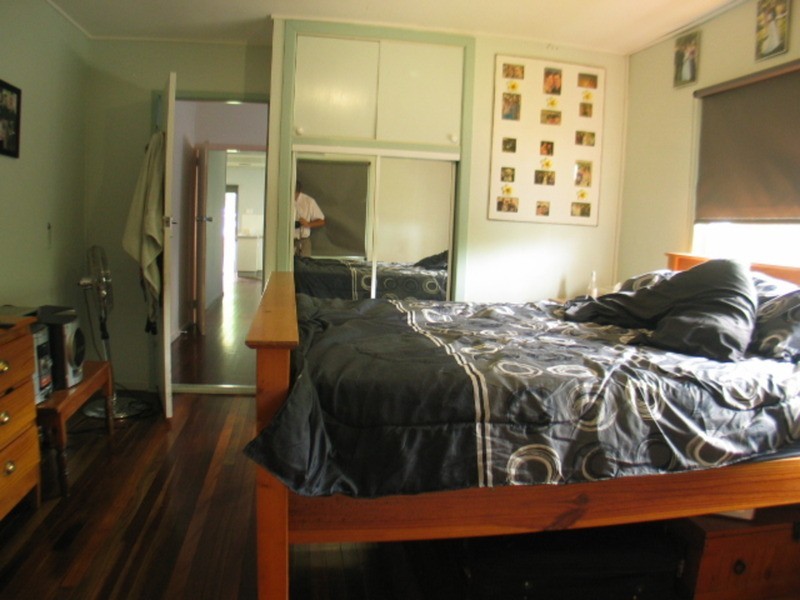 1 Philip Street, Bowen QLD 4805