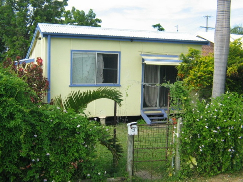 3 Scott Avenue, Bowen QLD 4805
