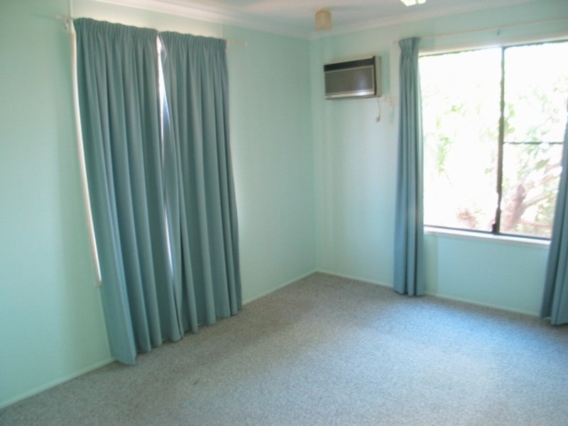 2/79 Horseshoe Bay Road, Bowen QLD 4805