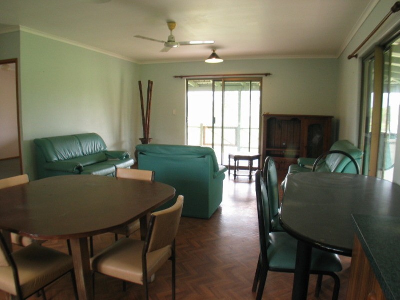 15989 Bruce Highway, Bowen QLD 4805