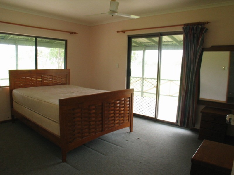 15989 Bruce Highway, Bowen QLD 4805