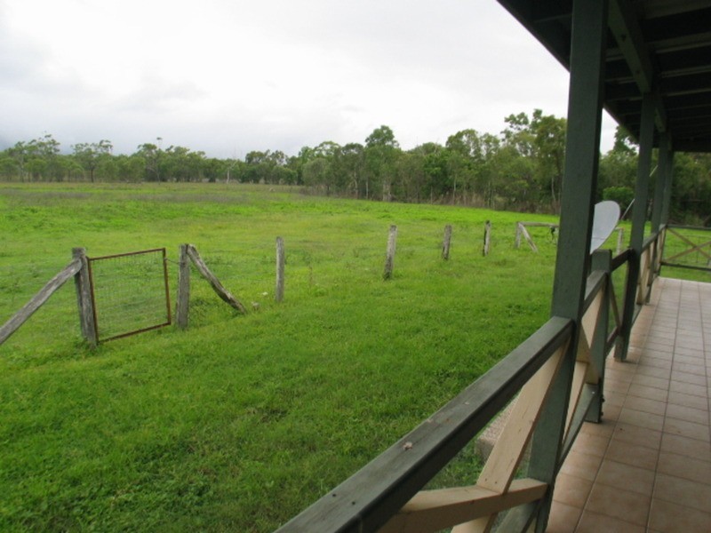 15989 Bruce Highway, Bowen QLD 4805