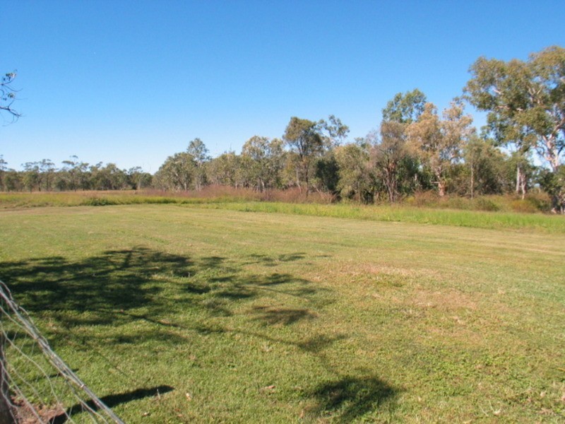 15989 Bruce Highway, Bowen QLD 4805