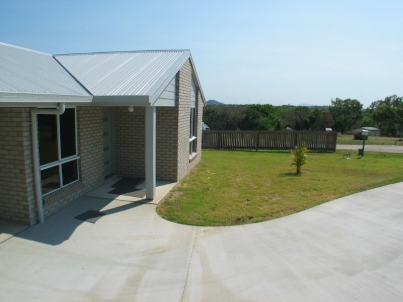 7 Lotus Lane, Bowen QLD 4805
