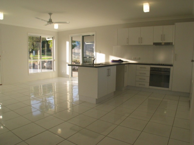 7 Lotus Lane, Bowen QLD 4805