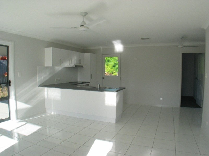 7 Lotus Lane, Bowen QLD 4805