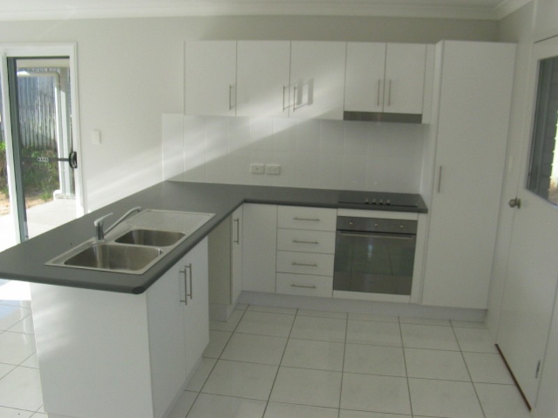 7 Lotus Lane, Bowen QLD 4805