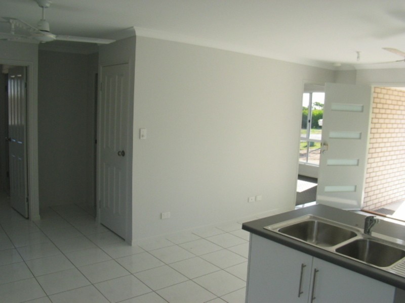7 Lotus Lane, Bowen QLD 4805