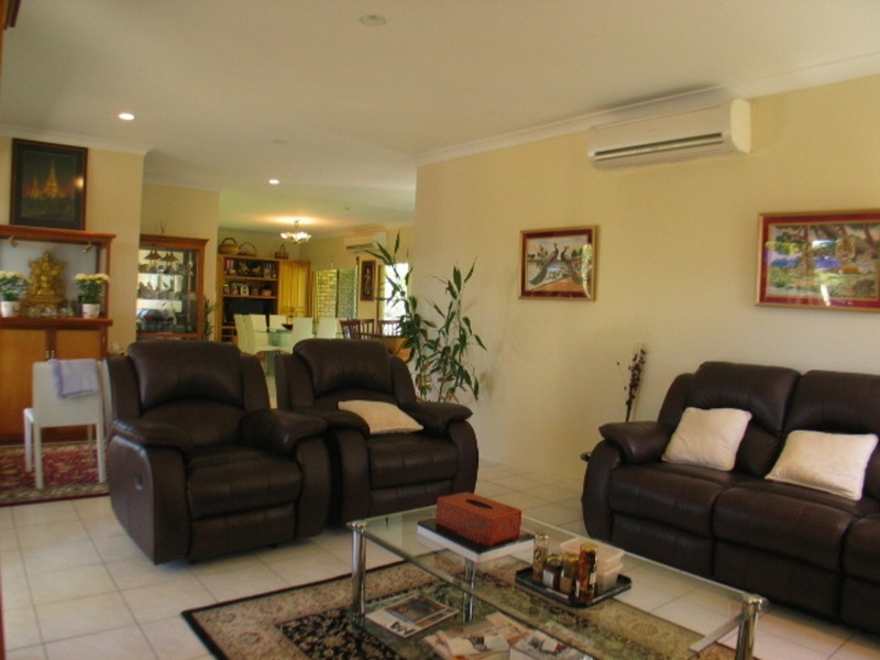 21 Queens Road, Bowen QLD 4805