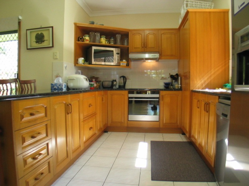 21 Queens Road, Bowen QLD 4805