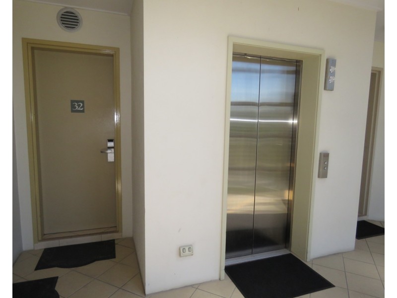 32/2B Horseshoe Bay Road, Bowen QLD 4805