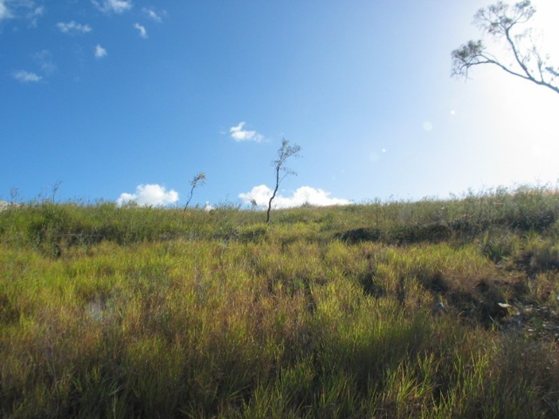 27 Grandview Terrace, Bowen QLD 4805