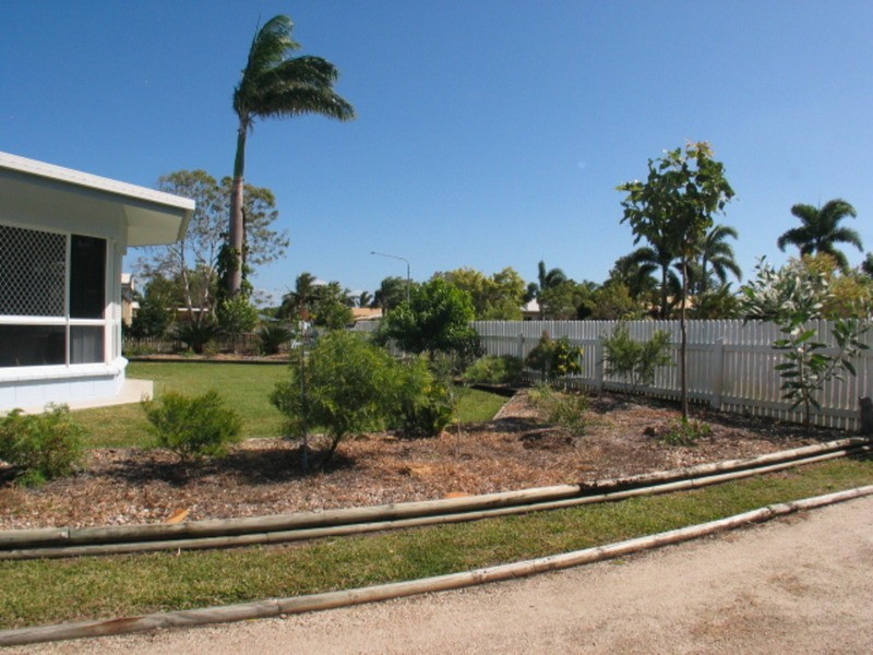 3 Oak Crescent, Bowen QLD 4805