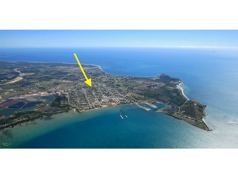 13 – 15 Tynwald Avenue, Bowen QLD 4805